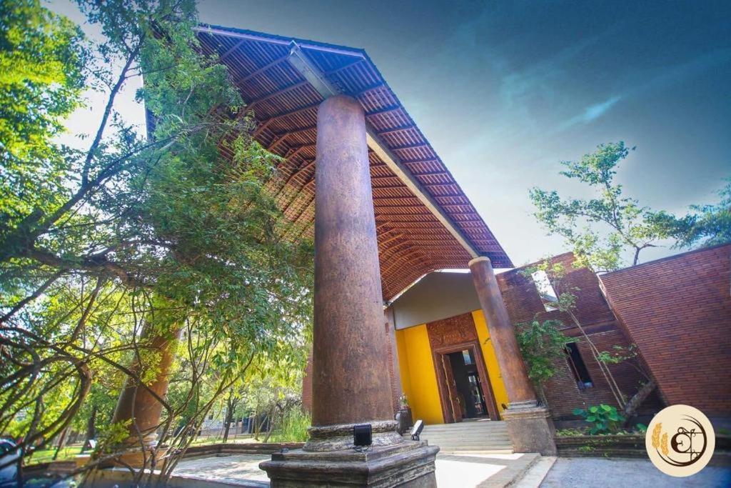 Hotel Aswadduma Dambulla